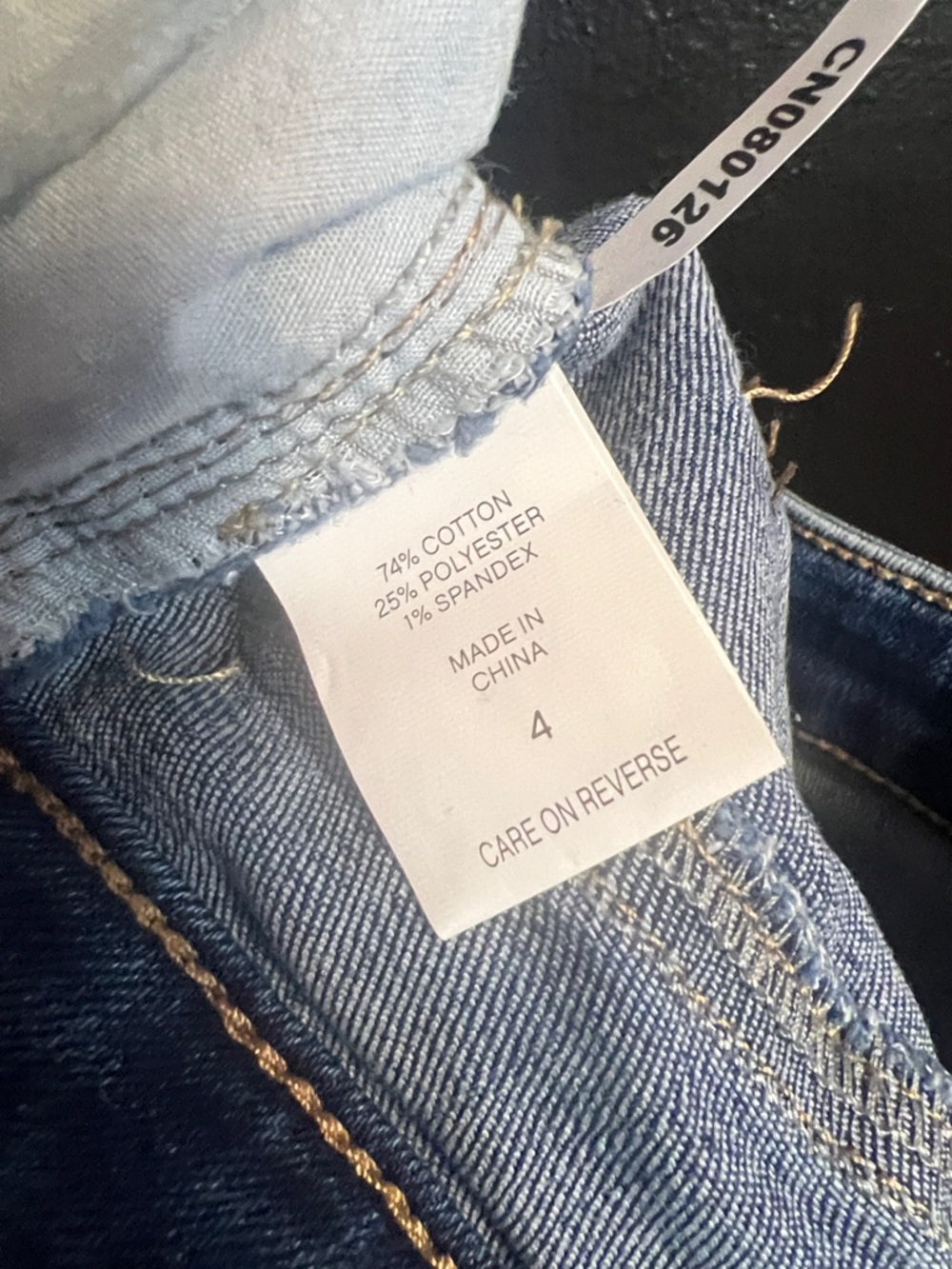NY&Co Light Blue Mid-Rise Cropped Denim Shorts - Picture 4 of 4